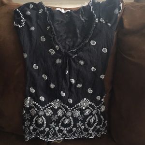 Black and white detail blouse